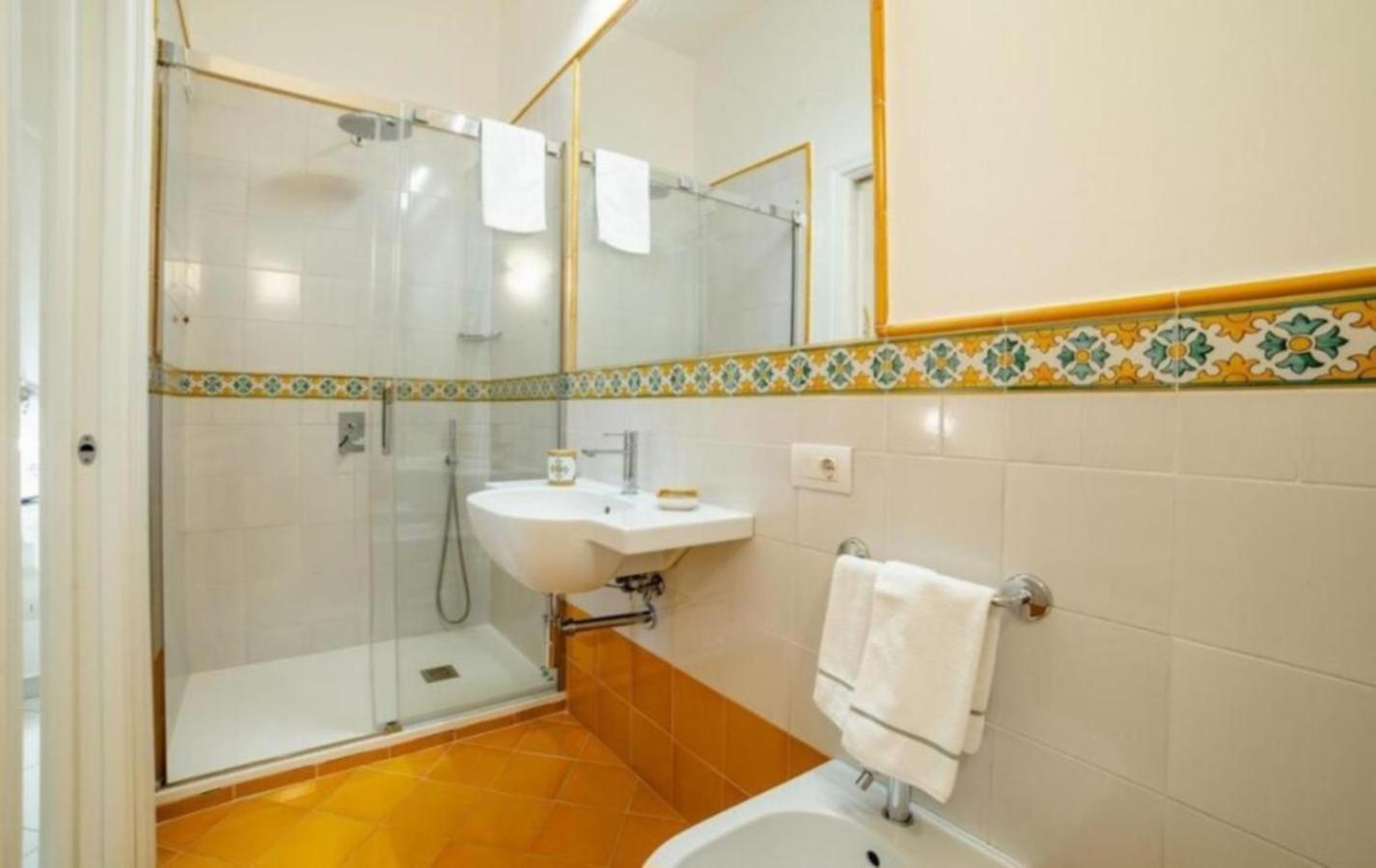 La Dolce Vita Ravello - Two Bedroom Apt With Sea View Terrace Buitenkant foto